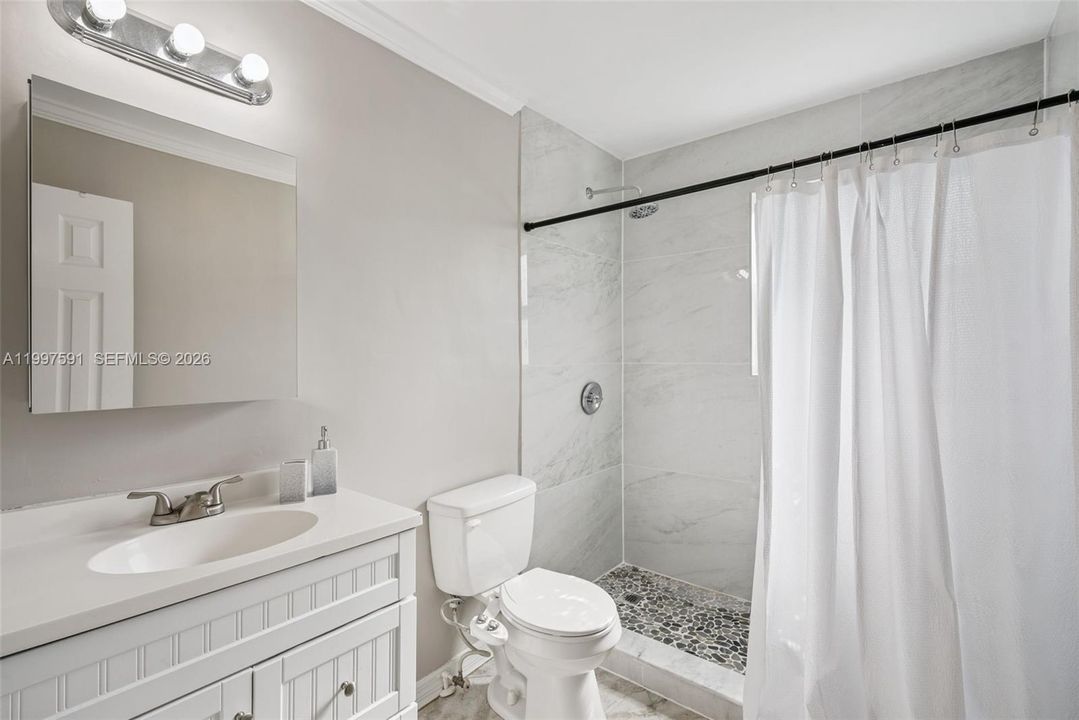Active With Contract: $309,950 (3 beds, 3 baths, 0 Square Feet)