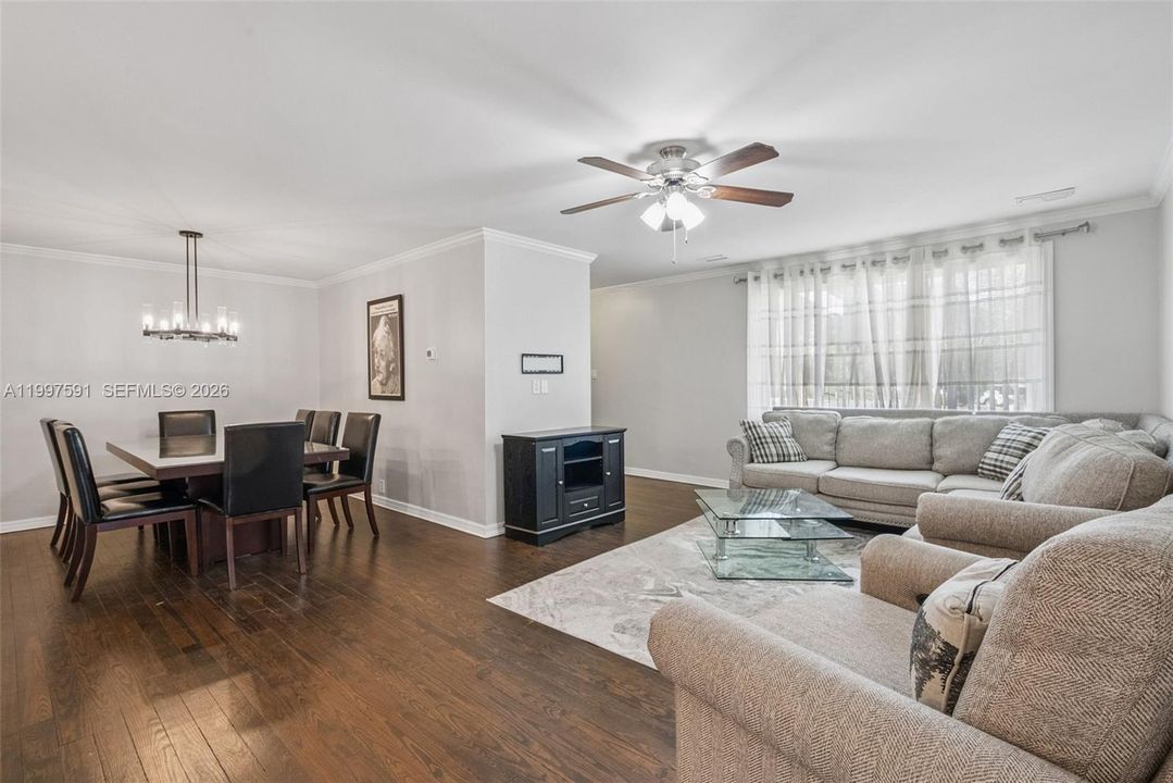 Active With Contract: $309,950 (3 beds, 3 baths, 0 Square Feet)