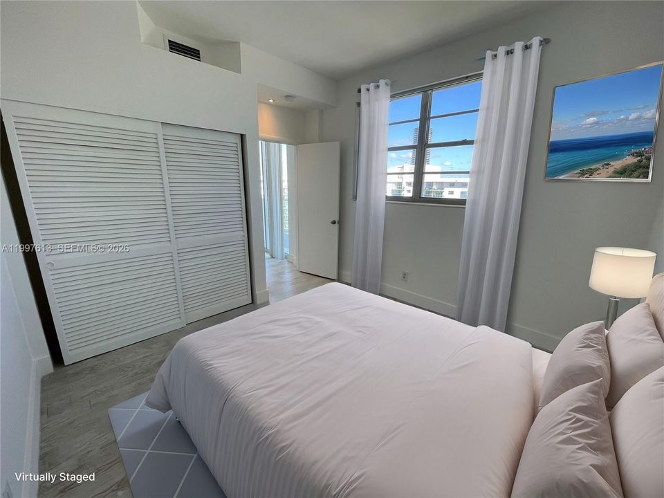 Recently Rented: $3,700 (3 beds, 2 baths, 1537 Square Feet)