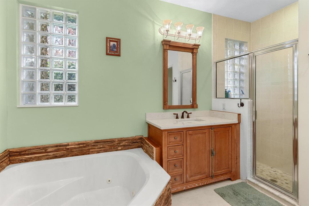 3281 SW Water Edge Way Palm-print-013-04
