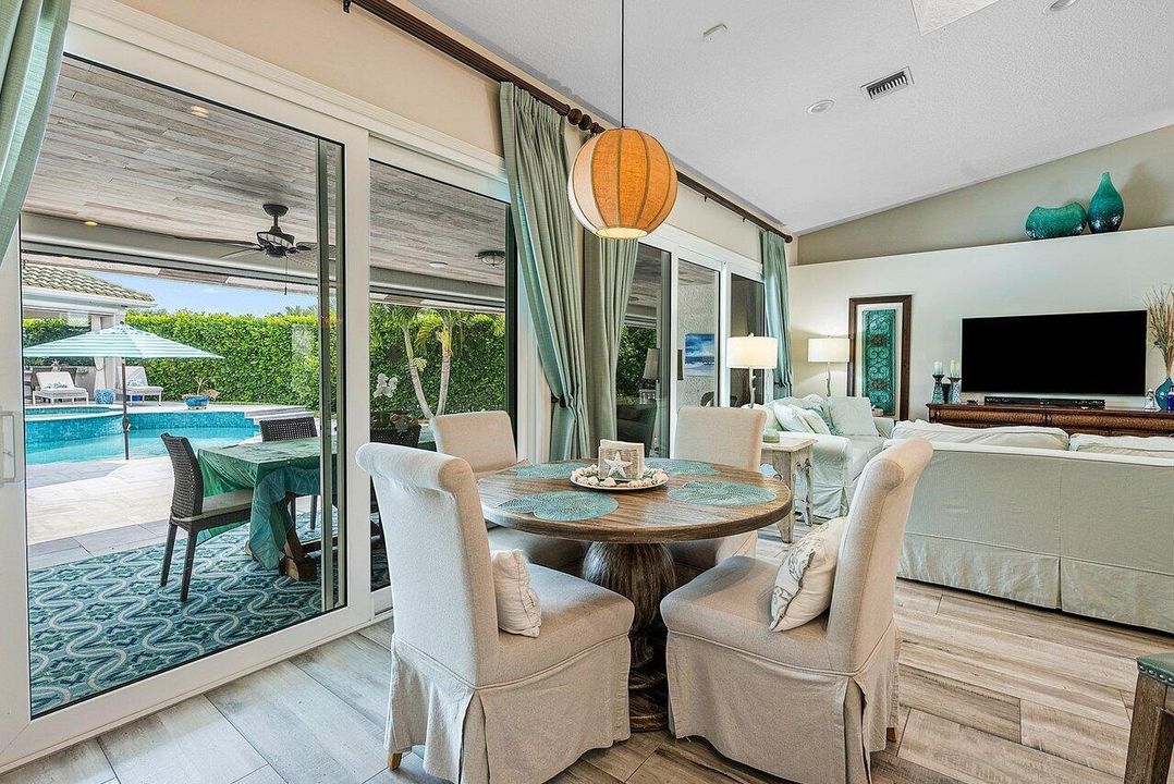 012-15925SpringhillCourt-Wellington-FL-3