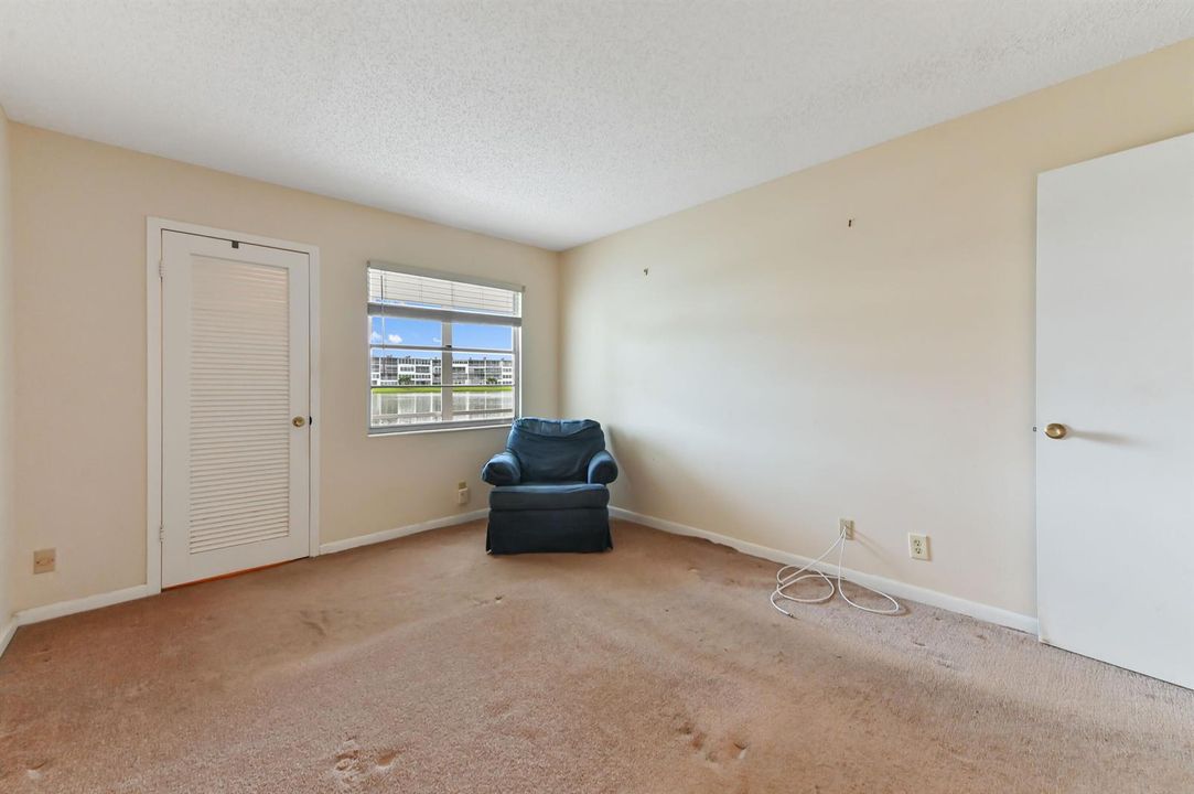 12 bedroom 02