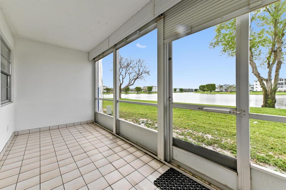 20 porch 01