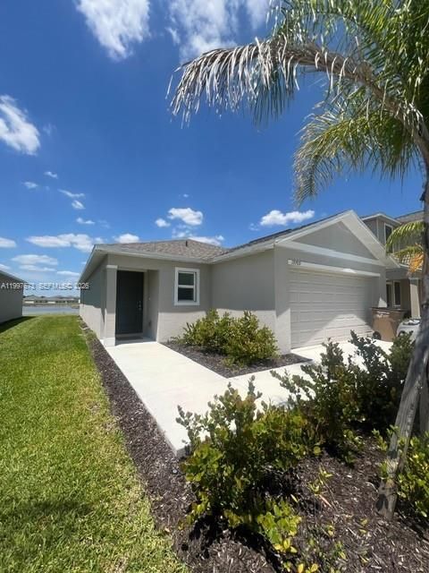 For Rent: $2,300 (3 beds, 2 baths, 0 Square Feet)