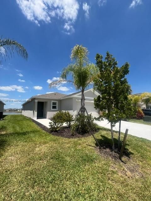 For Rent: $2,300 (3 beds, 2 baths, 0 Square Feet)