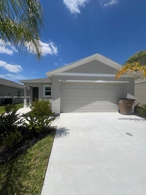 For Rent: $2,300 (3 beds, 2 baths, 0 Square Feet)