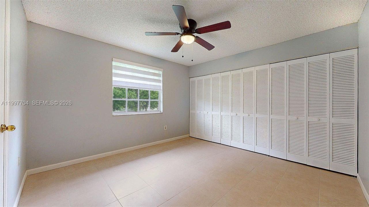 Active With Contract: $2,800 (3 beds, 2 baths, 1196 Square Feet)