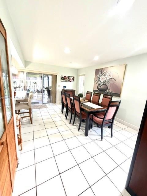 Activo con contrato: $469,999 (3 camas, 2 baños, 1225 Pies cuadrados)