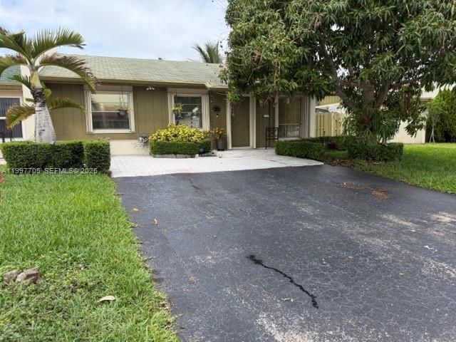 Activo con contrato: $469,999 (3 camas, 2 baños, 1225 Pies cuadrados)