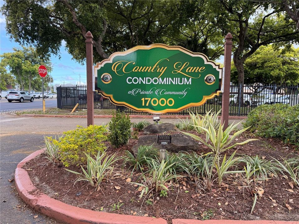 Activo con contrato: $220,000 (2 camas, 2 baños, 1038 Pies cuadrados)