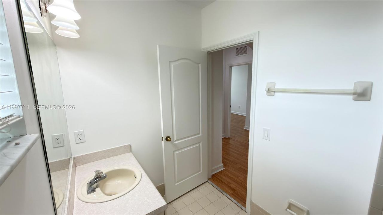 2nd Bath 2nd Floor