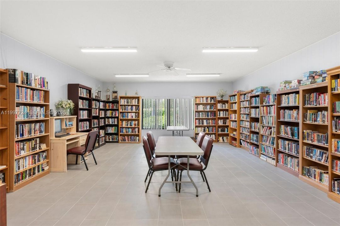 En Venta: $106,000 (1 camas, 2 baños, 850 Pies cuadrados)