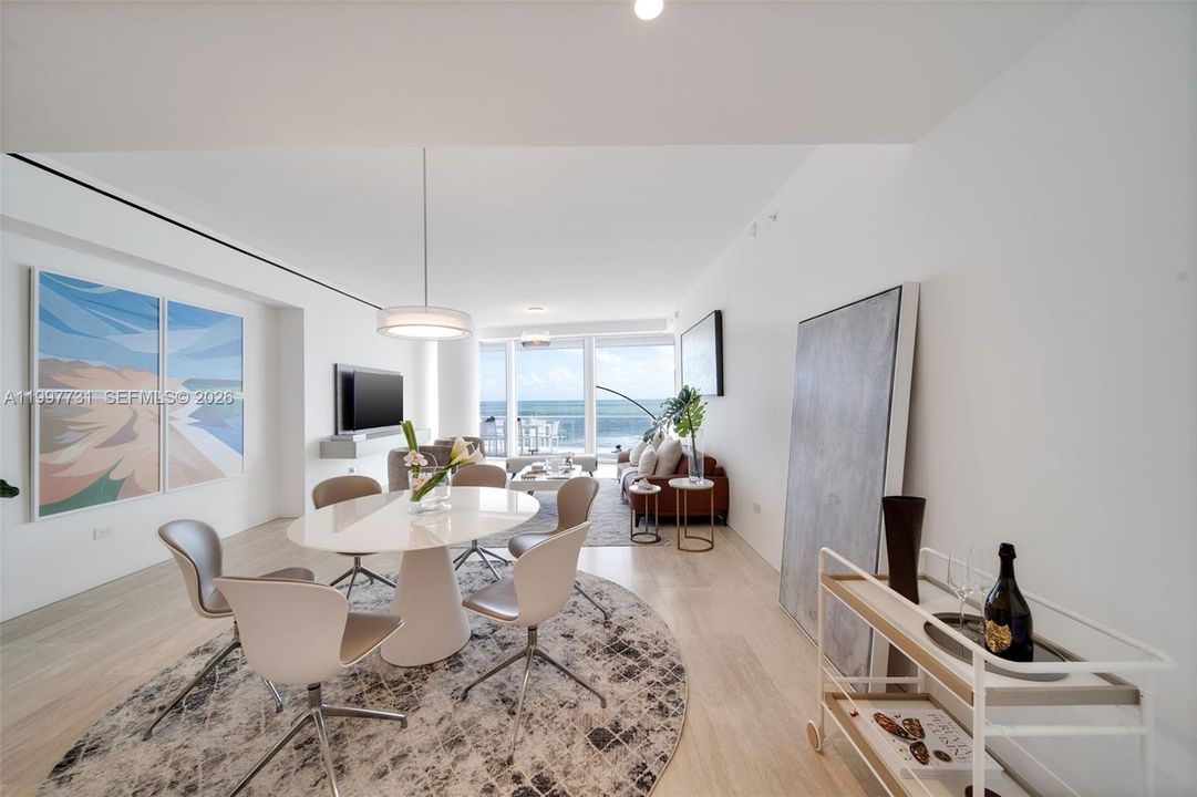 For Rent: $70,000 (3 beds, 3 baths, 2201 Square Feet)