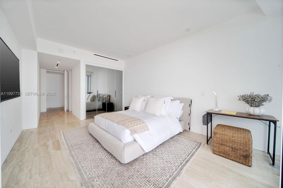 For Rent: $70,000 (3 beds, 3 baths, 2201 Square Feet)