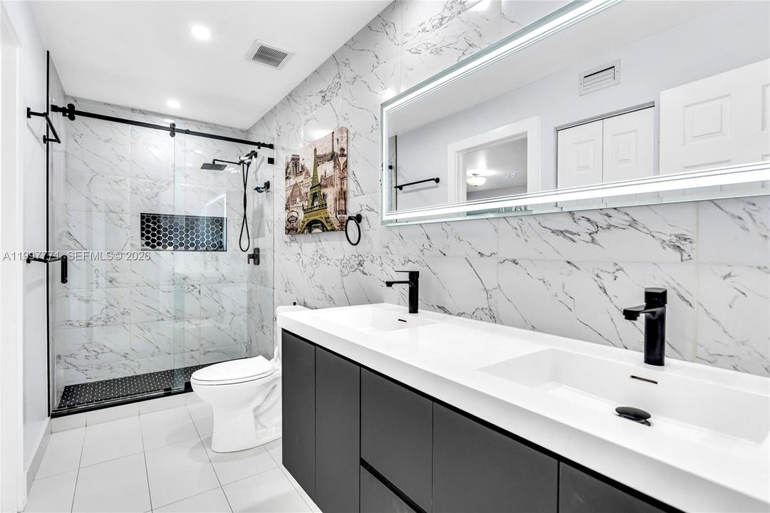 New Custom Bathroom