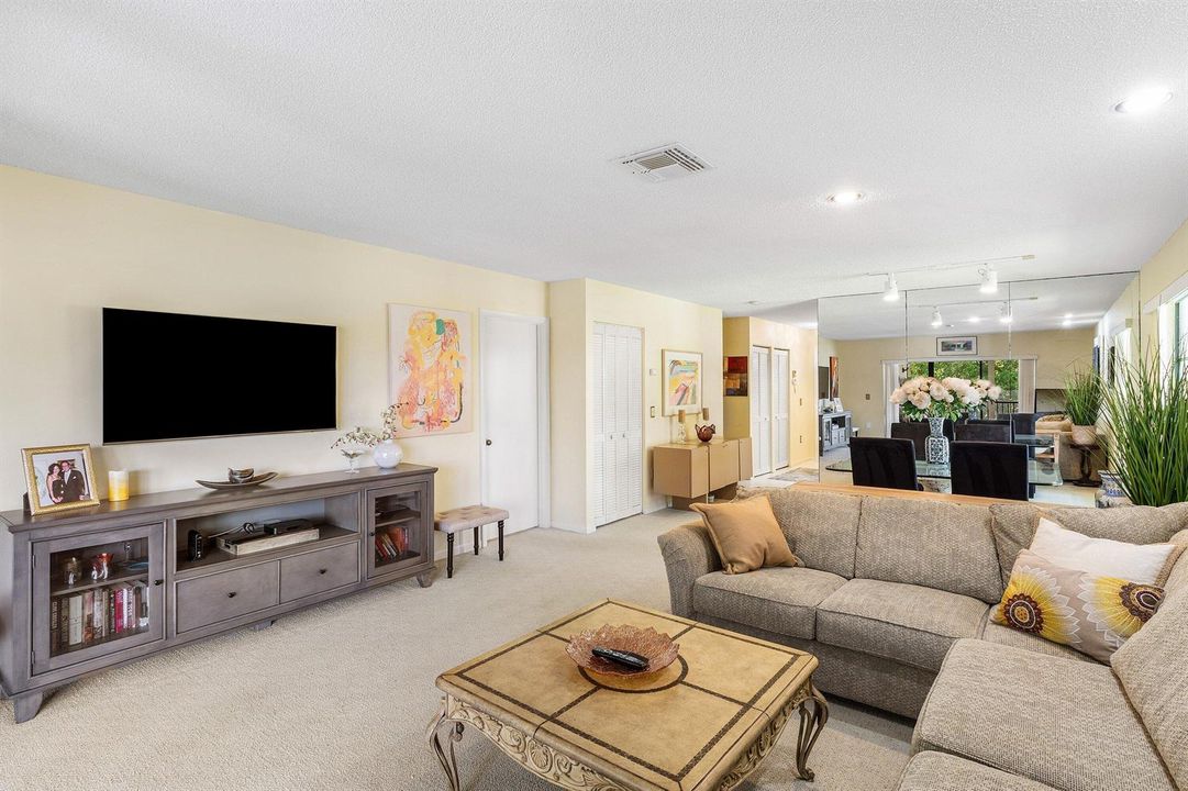 009-29StratfordLaneWest-B-BoyntonBeach-F