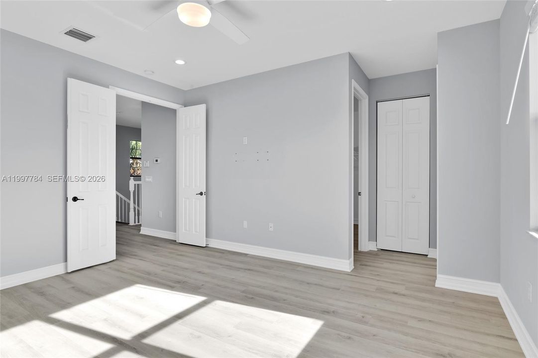 Recently Rented: $5,800 (4 beds, 3 baths, 2305 Square Feet)