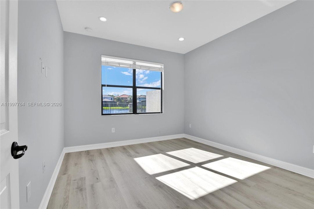 Recently Rented: $5,800 (4 beds, 3 baths, 2305 Square Feet)