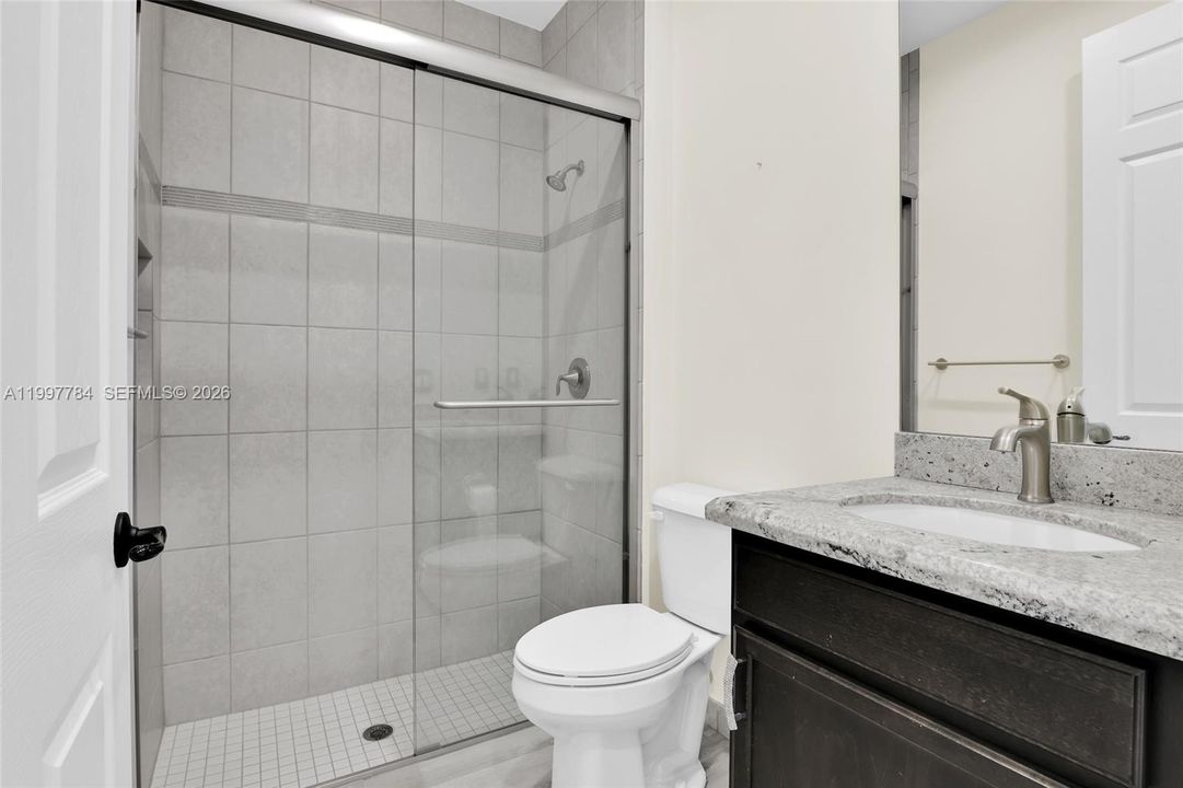 Recently Rented: $5,800 (4 beds, 3 baths, 2305 Square Feet)