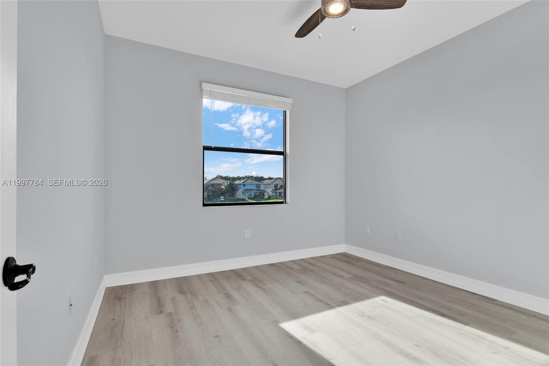Recently Rented: $5,800 (4 beds, 3 baths, 2305 Square Feet)