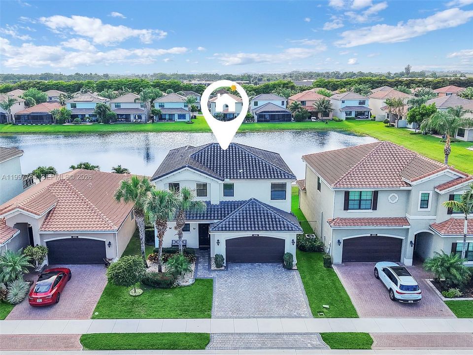 Recently Rented: $5,800 (4 beds, 3 baths, 2305 Square Feet)