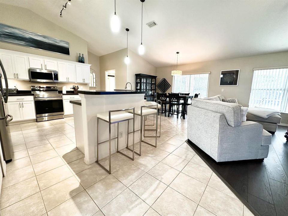 4 Kitchen