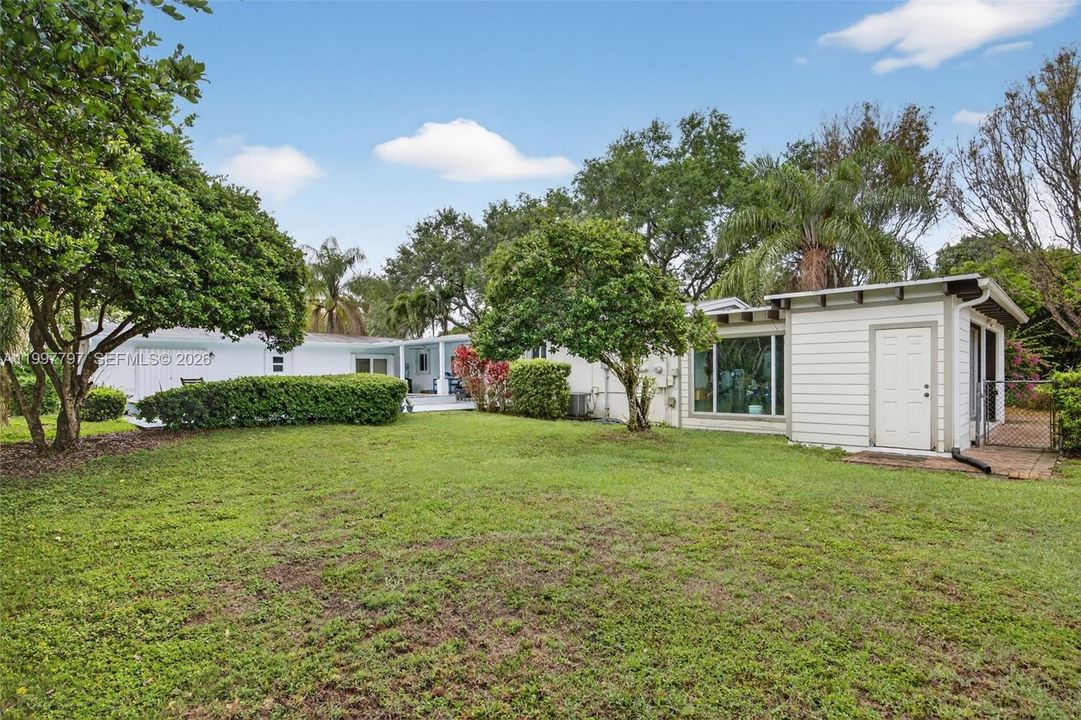 En Venta: $769,000 (4 camas, 2 baños, 2084 Pies cuadrados)