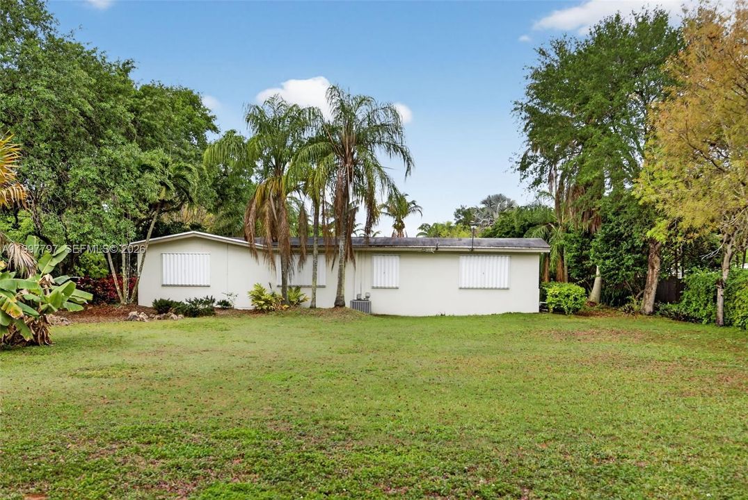 En Venta: $769,000 (4 camas, 2 baños, 2084 Pies cuadrados)