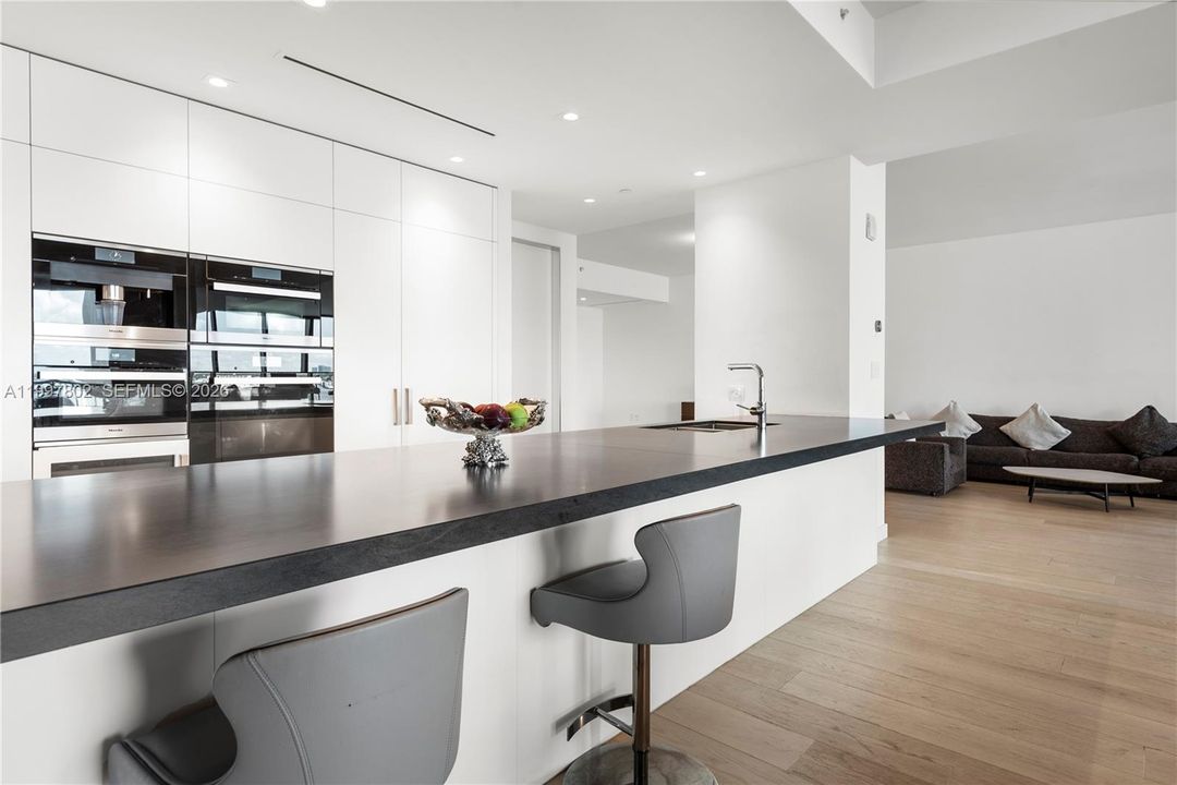 For Sale: $14,500,000 (3 beds, 3 baths, 3620 Square Feet)