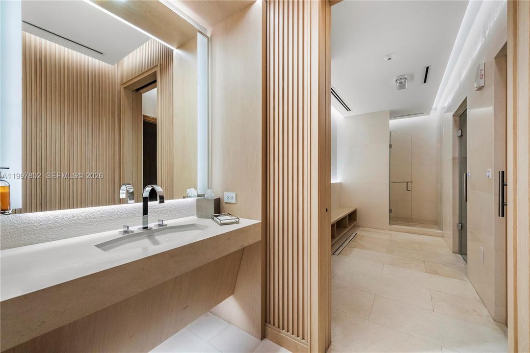 For Sale: $14,500,000 (3 beds, 3 baths, 3620 Square Feet)