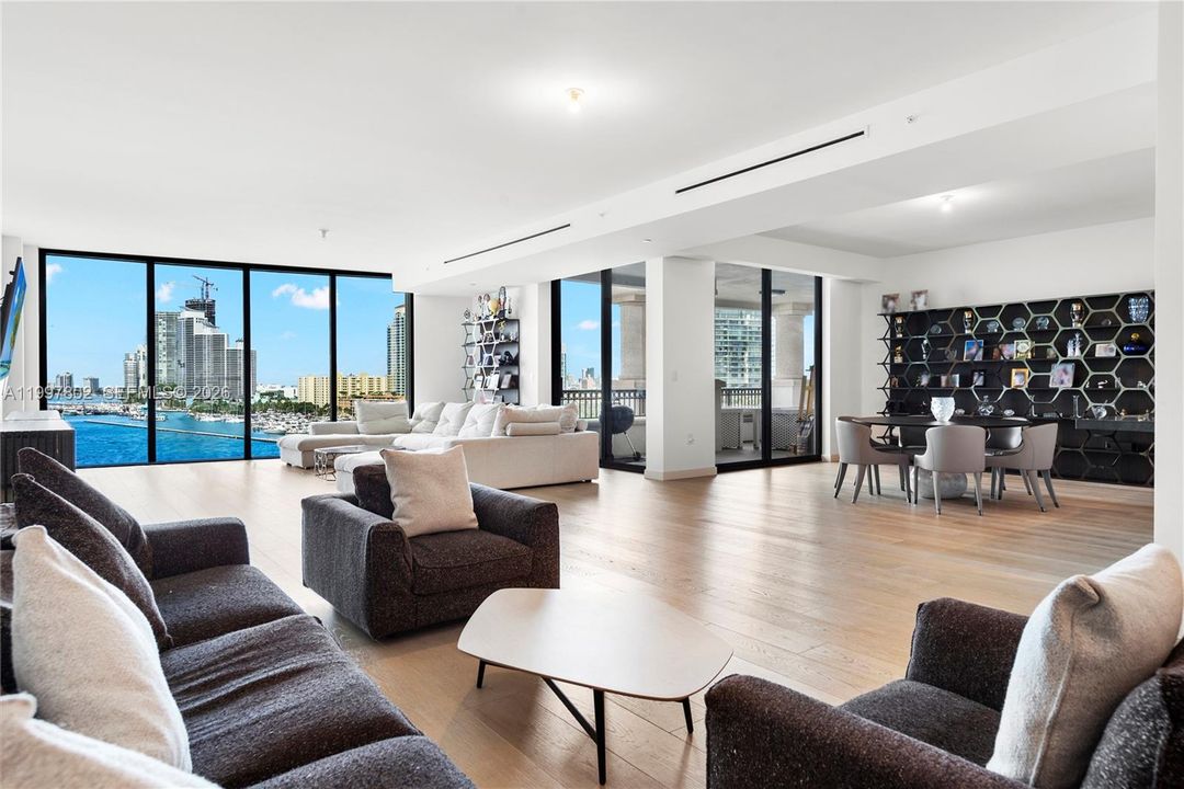For Sale: $14,500,000 (3 beds, 3 baths, 3620 Square Feet)