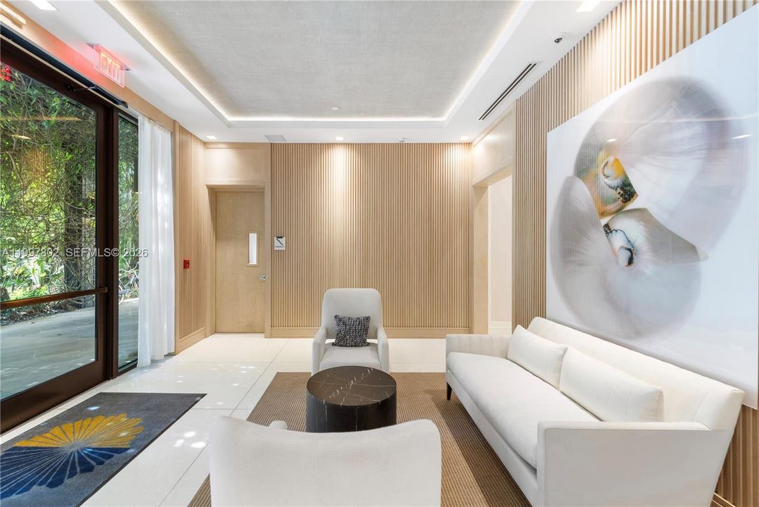 For Sale: $14,500,000 (3 beds, 3 baths, 3620 Square Feet)