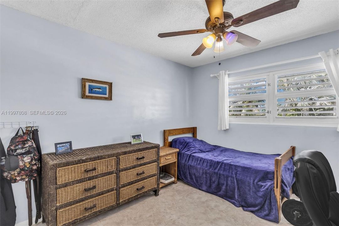 For Rent: $3,800 (2 beds, 2 baths, 900 Square Feet)