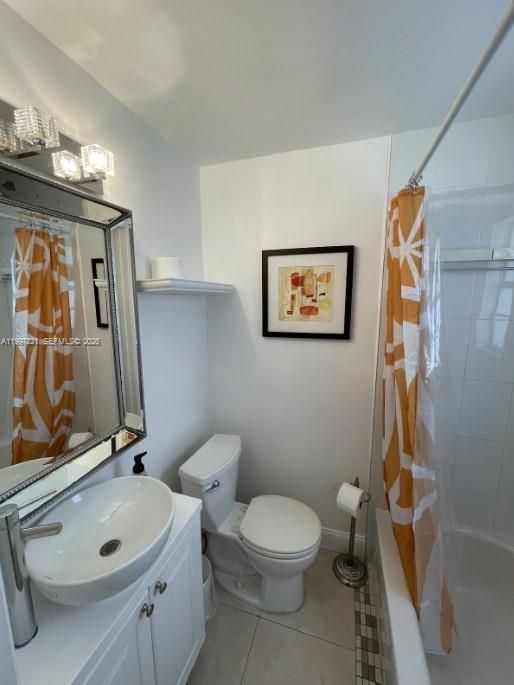 For Sale: $399,900 (1 beds, 1 baths, 410 Square Feet)