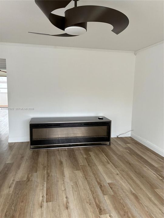 Activo con contrato: $84,500 (2 camas, 2 baños, 880 Pies cuadrados)