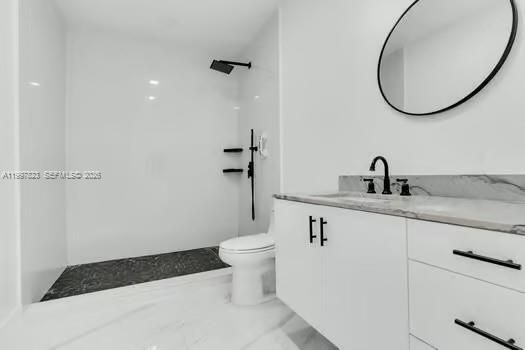 Active With Contract: $3,450 (3 beds, 2 baths, 1443 Square Feet)