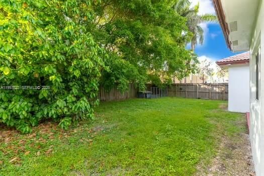 Active With Contract: $3,450 (3 beds, 2 baths, 1443 Square Feet)