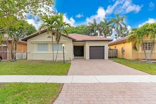 Active With Contract: $3,450 (3 beds, 2 baths, 1443 Square Feet)