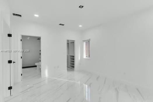Active With Contract: $3,450 (3 beds, 2 baths, 1443 Square Feet)