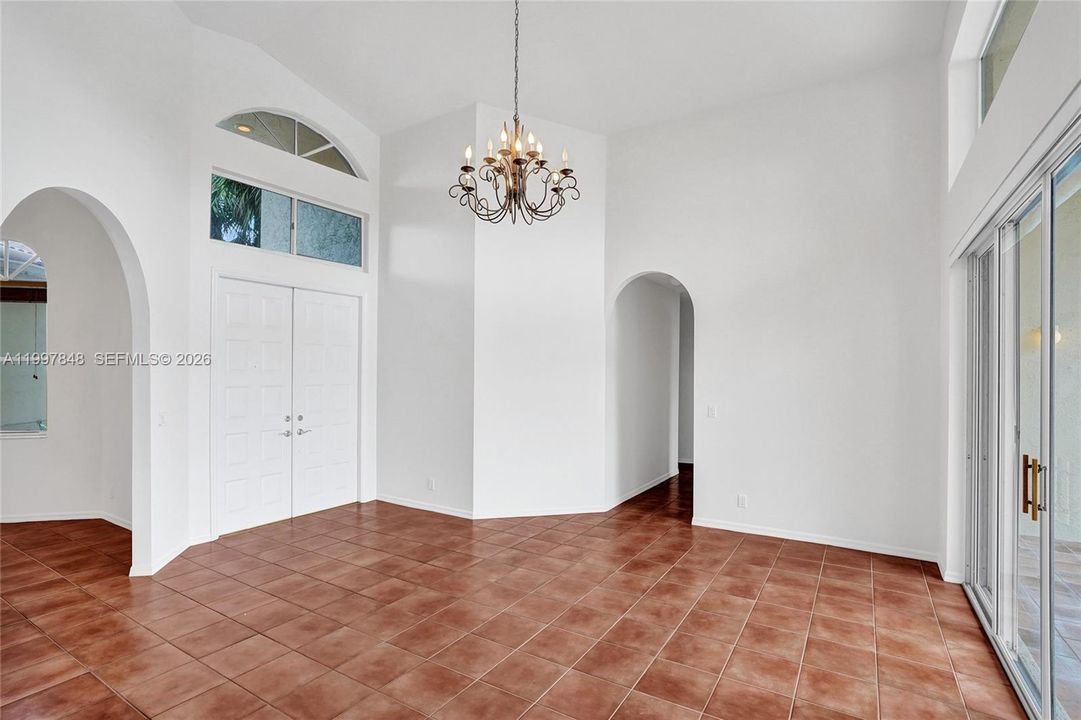 В аренду: $4,300 (3 спален, 2 ванн, 2277 Квадратных фут)