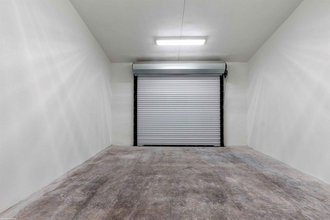 4985 Stables Way 049
