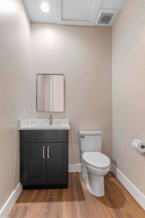 4985 Stables Way 047