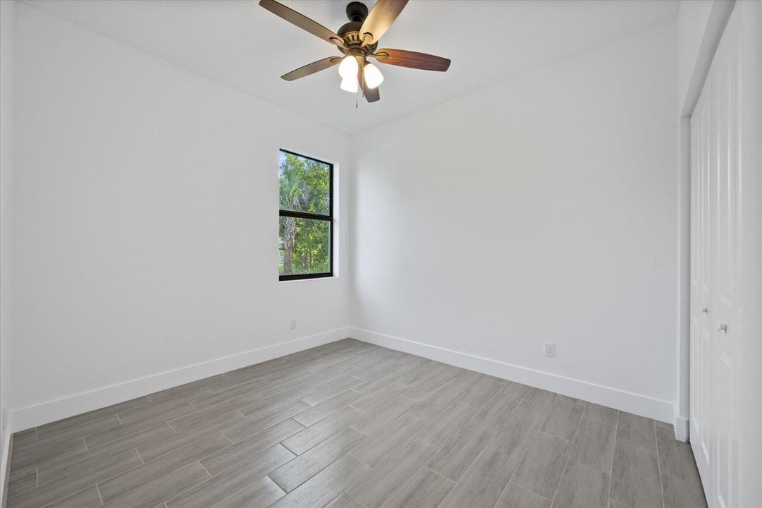 141 W 16th St