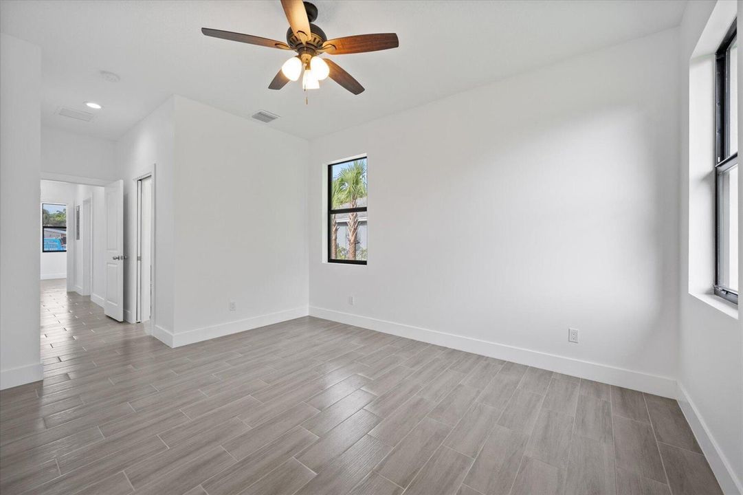 141 W 16th St