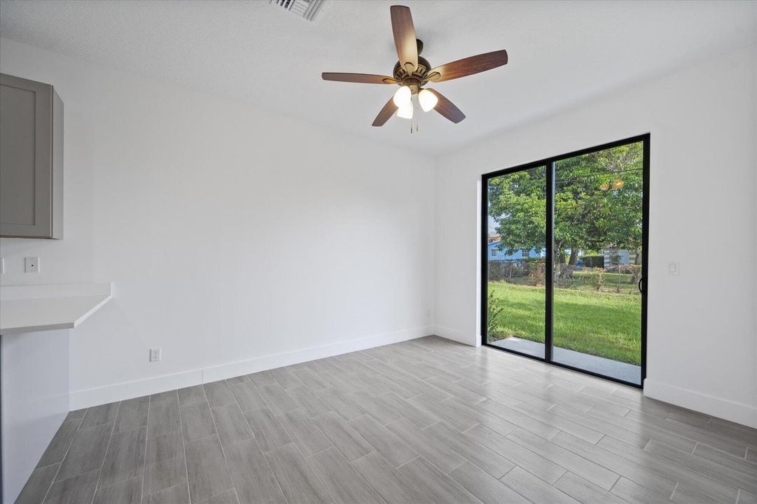 141 W 16th St