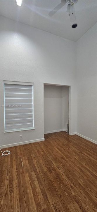 For Sale: $465,000 (3 beds, 2 baths, 1425 Square Feet)