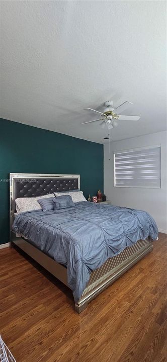 For Sale: $465,000 (3 beds, 2 baths, 1425 Square Feet)