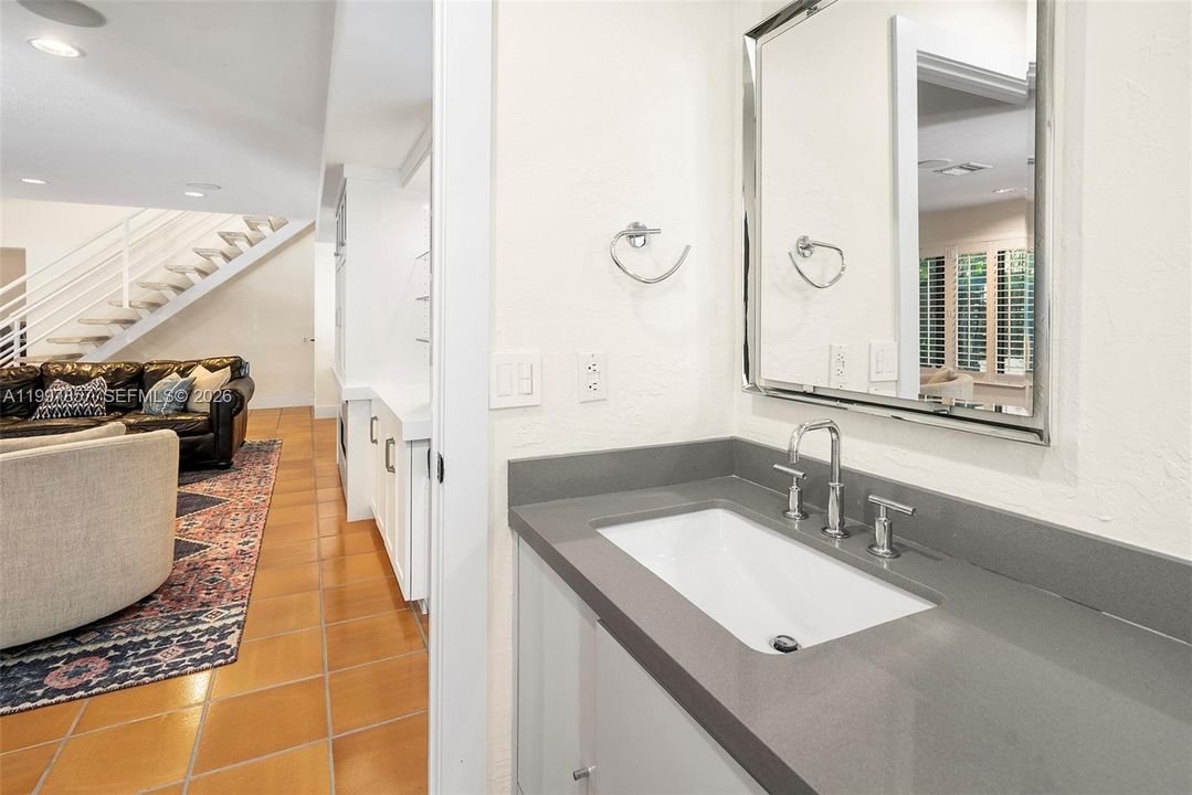 Active With Contract: $2,250,000 (3 beds, 2 baths, 2429 Square Feet)