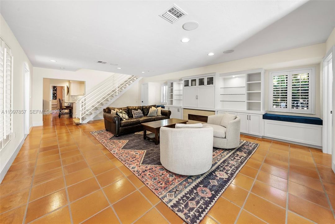 Active With Contract: $2,250,000 (3 beds, 2 baths, 2429 Square Feet)