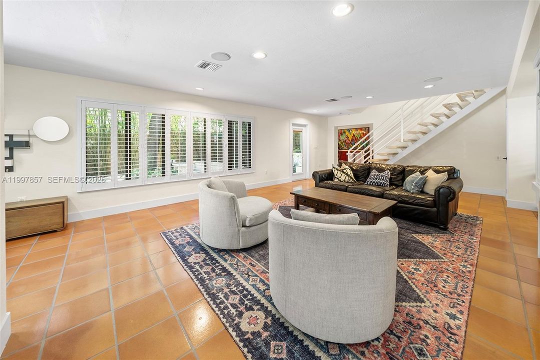 Active With Contract: $2,250,000 (3 beds, 2 baths, 2429 Square Feet)